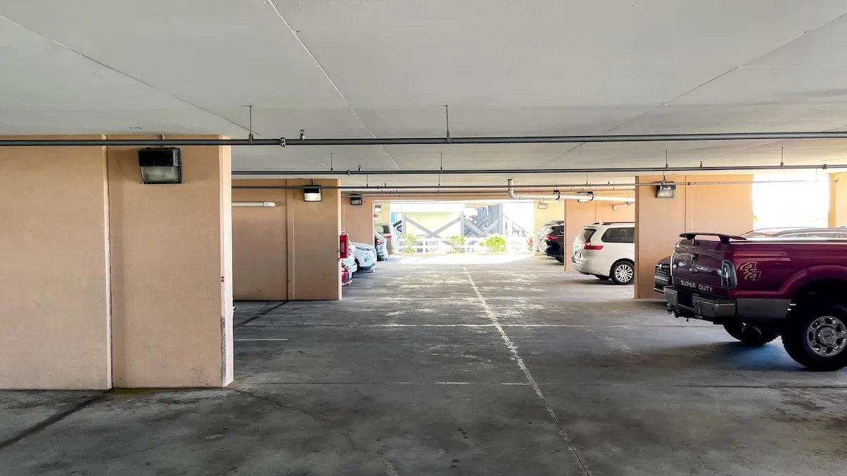 The covered parking garage is located on the bottom 5 floors of the resort. 5th-floor parking is reserved exclusively for penthouse owners and guests.